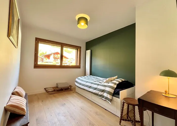 Bright With Balcony And Stunning Views Megève